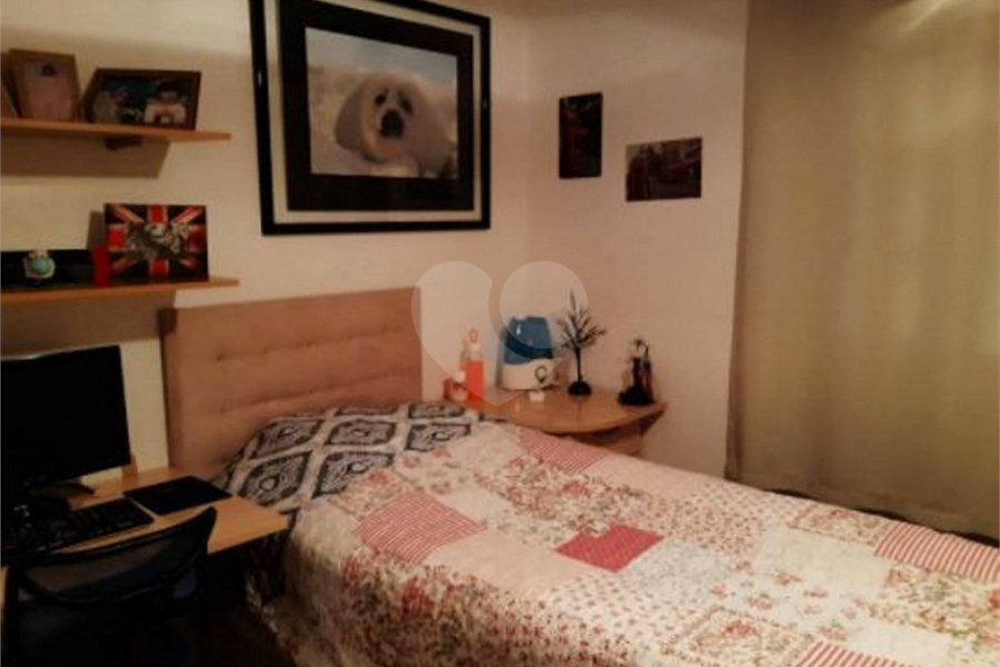 Casa à venda com 2 suítes no condomínio Villa Faenza, São Paulo - SP