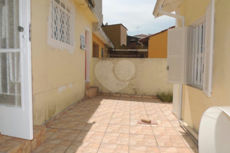 Sobrado à venda com 3 quartos, sendo 1 suíte, em Jabaquara, São Paulo, SP