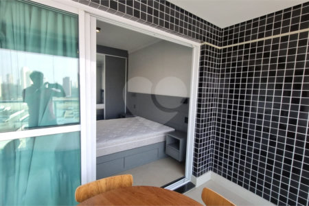 Apartamento Mobiliado no Anália Franco