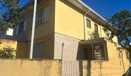 Casa à venda com 3 quartos em Socorro, São Paulo, SP