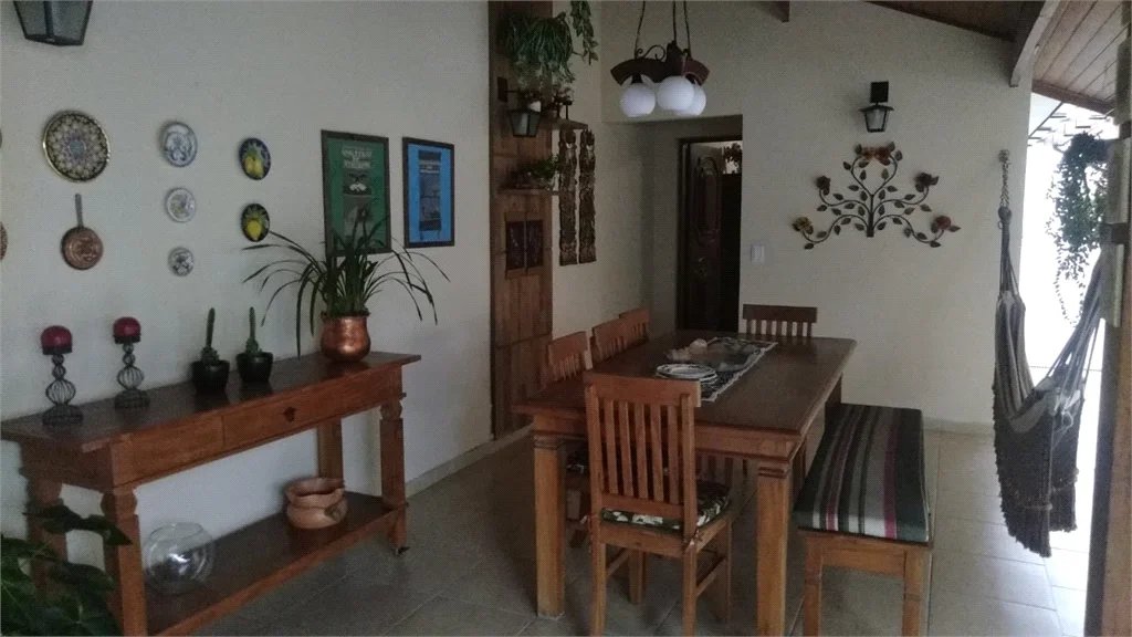 Casa Térrea à venda com 3 suítes em Super Quadra Morumbi, São Paulo, SP