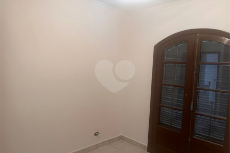 Sobrado à venda ou para alugar com 3 quartos, sendo 1 suíte, em Jardim Leonor Mendes de Barros, São Paulo, SP