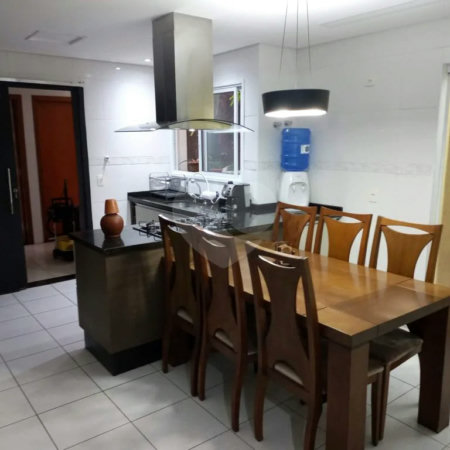 Sobrado à venda com 3 suítes em Vila Mazzei, São Paulo, SP