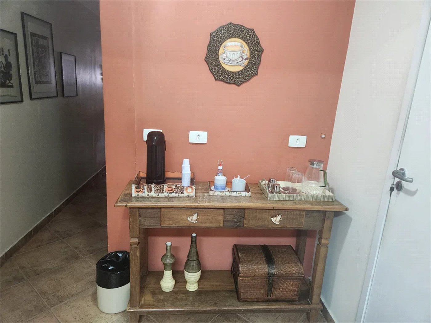 Sobrado à venda com 4 quartos, sendo 1 suíte, em Água Branca, São Paulo, SP
