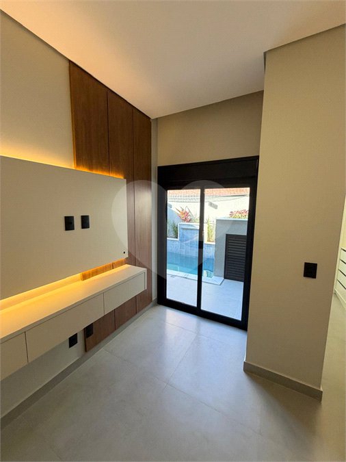 Casa à venda com 3 quartos, sendo 1 suíte,  no condomínio Jardim Park Vista Real, Indaiatuba - SP