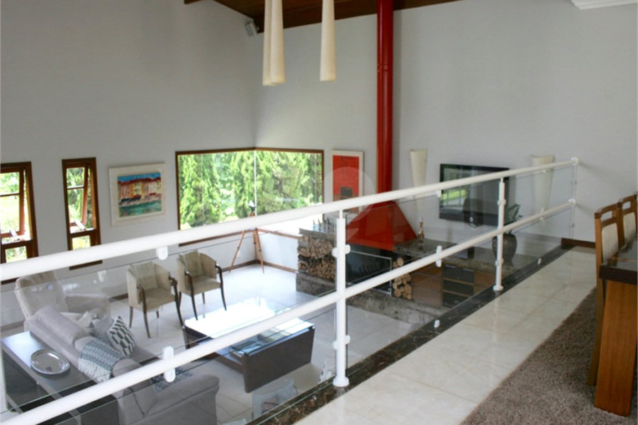 Casa à venda com 5 suítes no condomínio Suíça da Cantareira, Mairiporã - SP