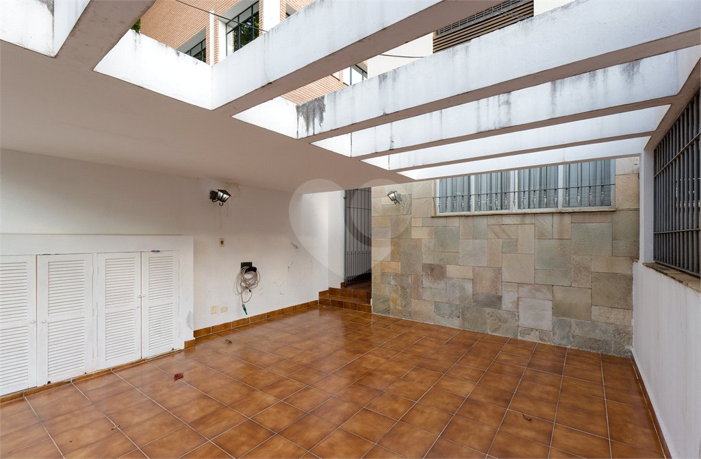 Casa à venda com 3 quartos, sendo 1 suíte,  em Campo Belo, São Paulo, SP