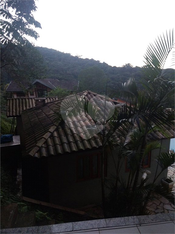 Casa à venda com 3 suítes no condomínio Alpes da Cantareira, Mairiporã - SP