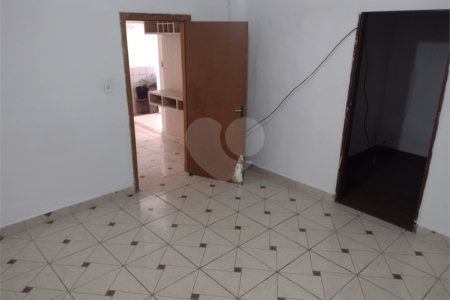 Casa à venda com 2 quartos em Vila Cintra, Mogi das Cruzes, SP