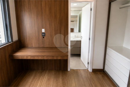 Apartamento à venda com 3 suítes em Sumarezinho, São Paulo, SP