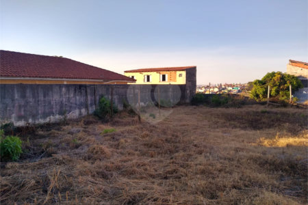 Terreno à venda em Vila Romanópolis, Ferraz de Vasconcelos, SP