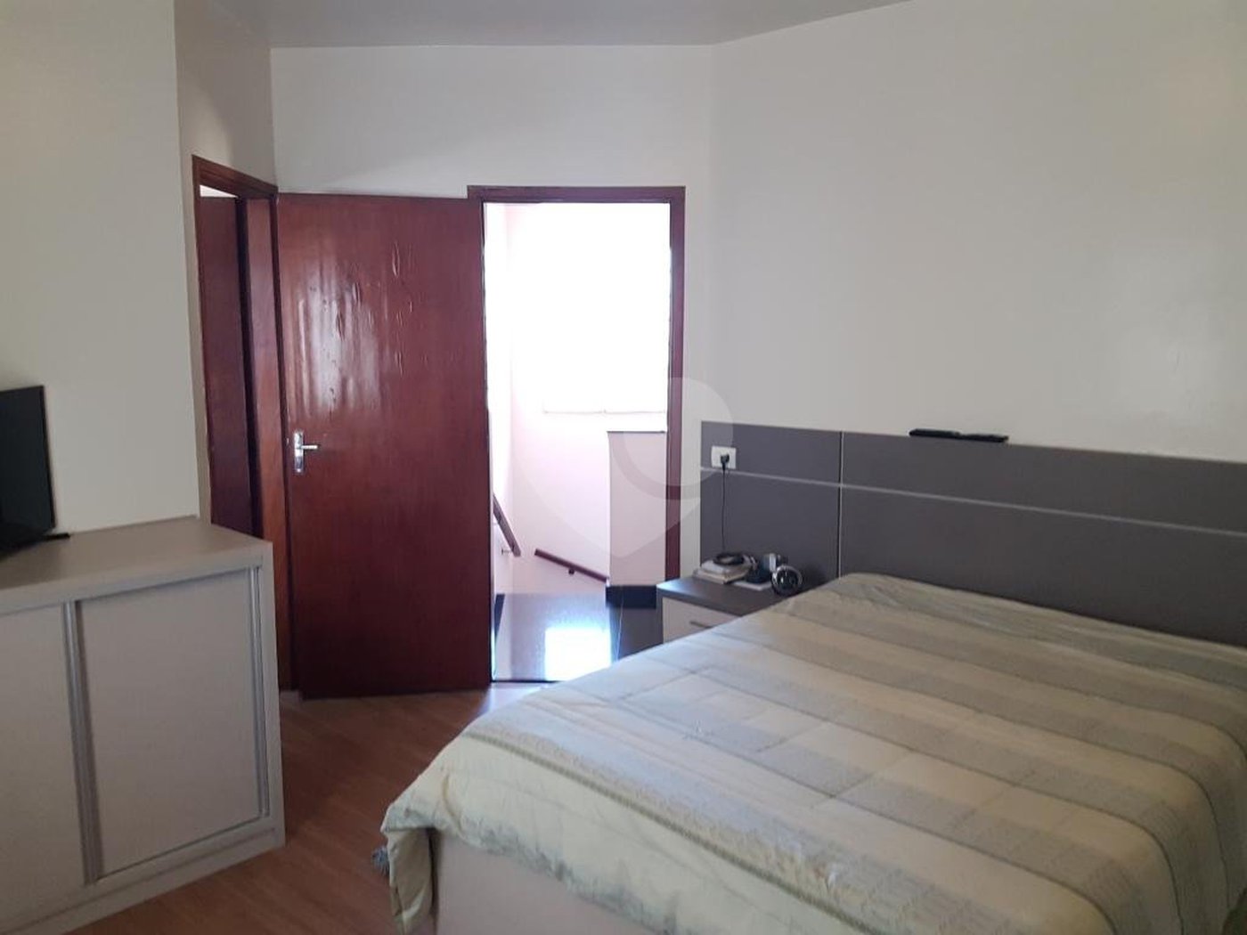 Sobrado à venda com 3 quartos, sendo 1 suíte, em Vila Gustavo, São Paulo, SP