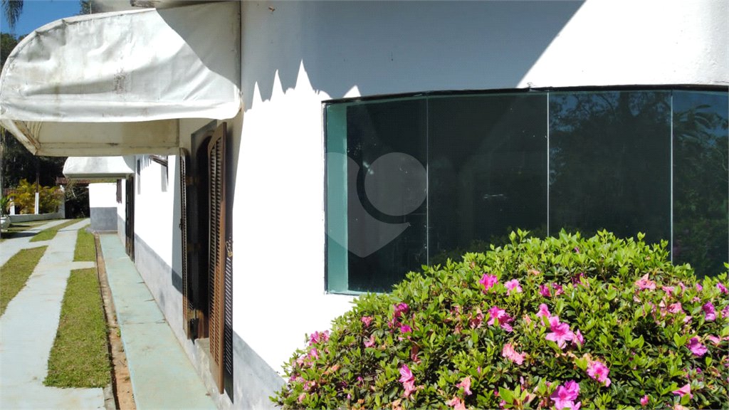 Sítio à venda com 8 quartos, sendo 4 suítes, em Boa Vista, Mogi das Cruzes, SP