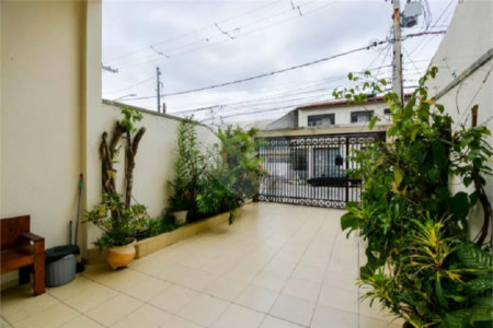 Casa à venda com 3 quartos, sendo 1 suíte, em Parque Continental I, Guarulhos, SP