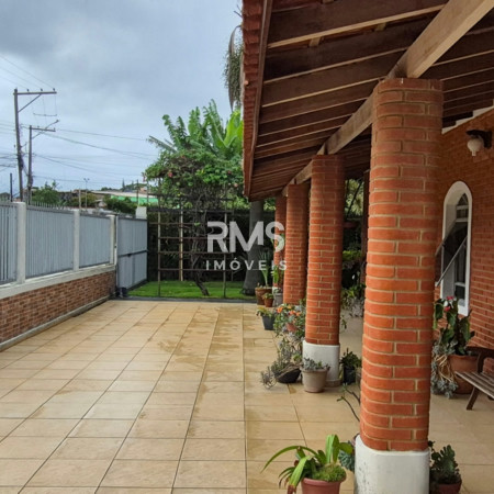 Casa à venda com 4 quartos, sendo 1 suíte,  em Villarejo Sopé da Serra (Vilarejo), Cabreúva, SP
