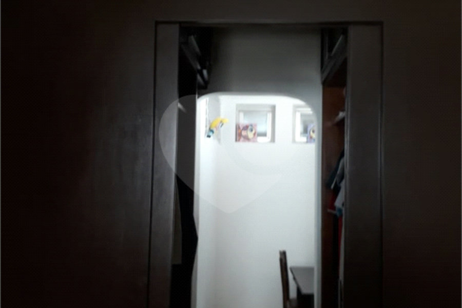 Sobrado à venda com 3 quartos, sendo 1 suíte, em Jardim Santa Mena, Guarulhos, SP