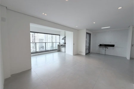 Apartamento à venda com 3 quartos, sendo 1 suíte,  em Vila Leopoldina, São Paulo, SP