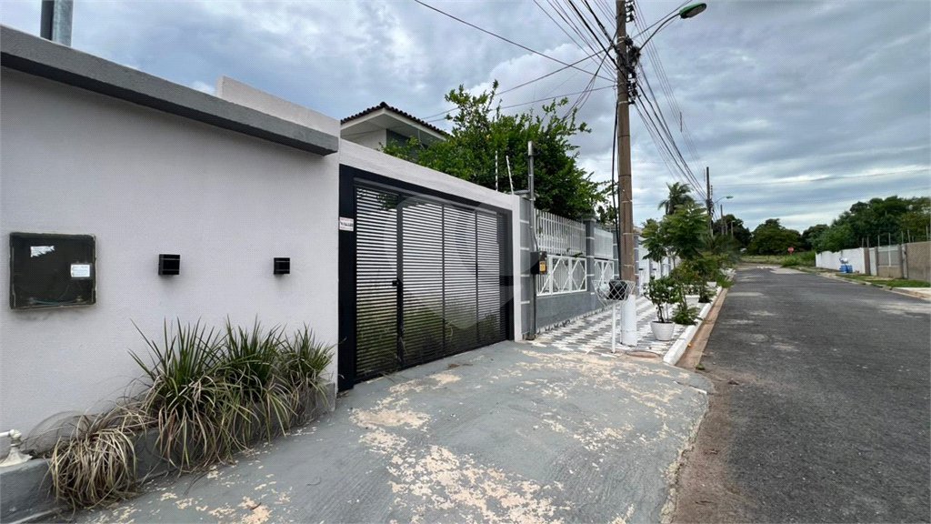 Casa Térrea à venda com 3 quartos, sendo 1 suíte, em Jardim Califórnia, Cuiabá, MT