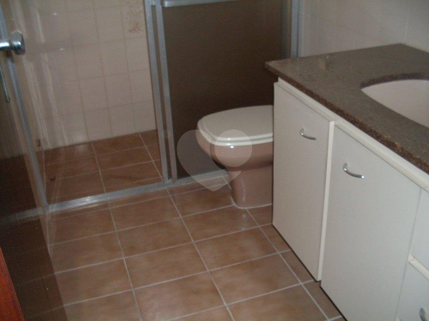 Casa à venda com 3 quartos, sendo 1 suíte,  em Vila Irmãos Arnoni, São Paulo, SP