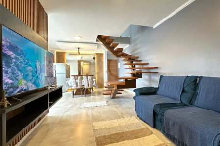 Duplex à venda com 3 quartos, sendo 2 suítes,  em Toninhas, Ubatuba, SP