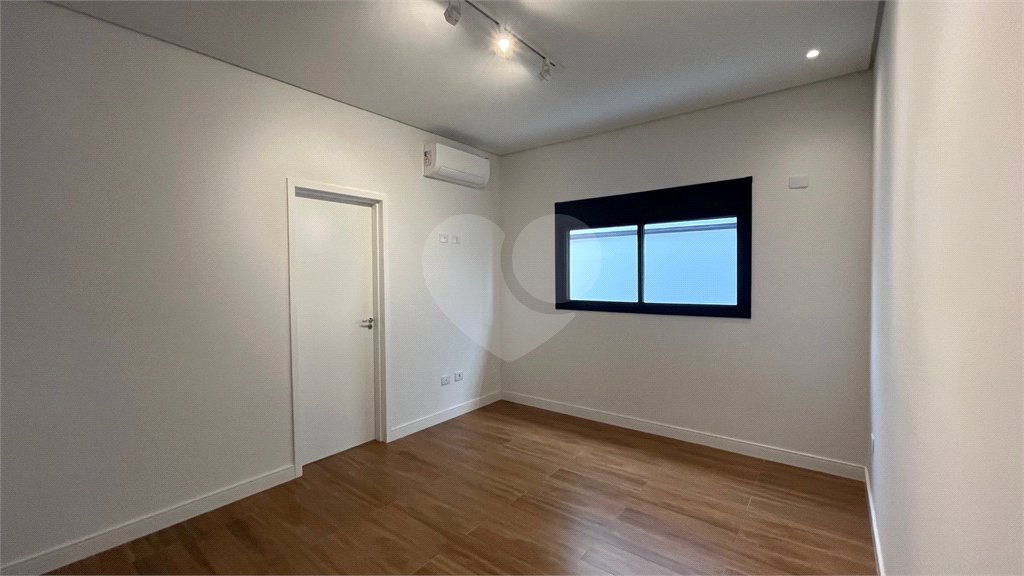 Casa Térrea à venda com 3 suítes em Nova Gardênia, Atibaia, SP