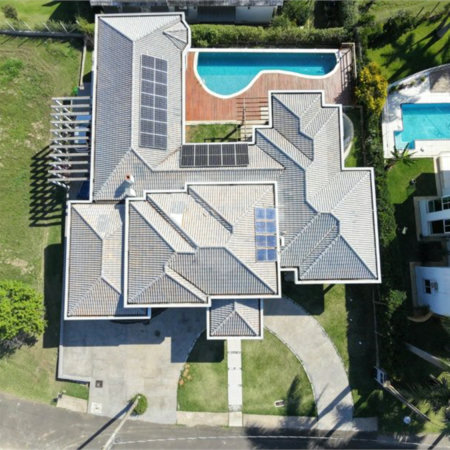Casa à venda com 5 quartos, sendo 3 suítes, no condomínio Residencial Vale do Lago, Sorocaba - SP