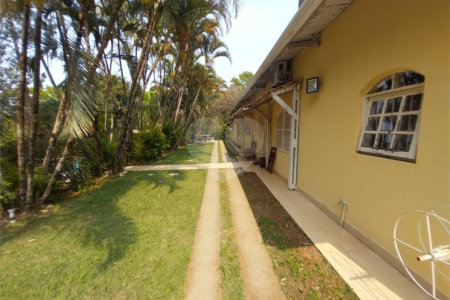 Chácara à venda ou para alugar com 3 quartos, sendo 1 suíte, em Chácaras Polozzi, Louveira, SP