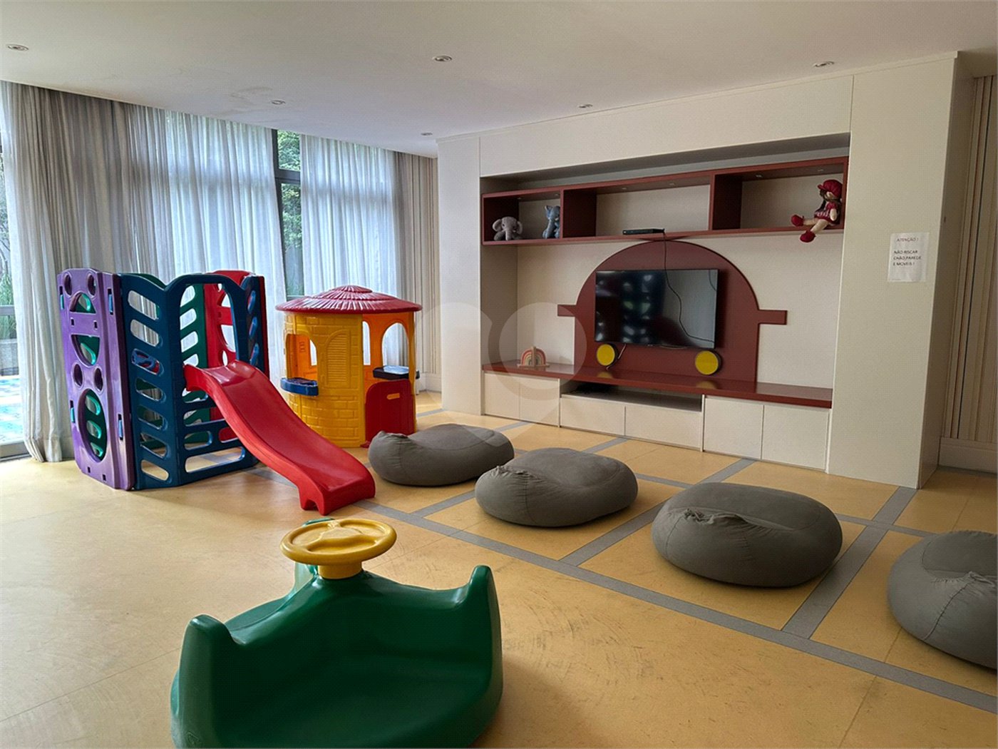 Apartamento à venda ou para alugar com 1 suíte em Pinheiros, São Paulo, SP