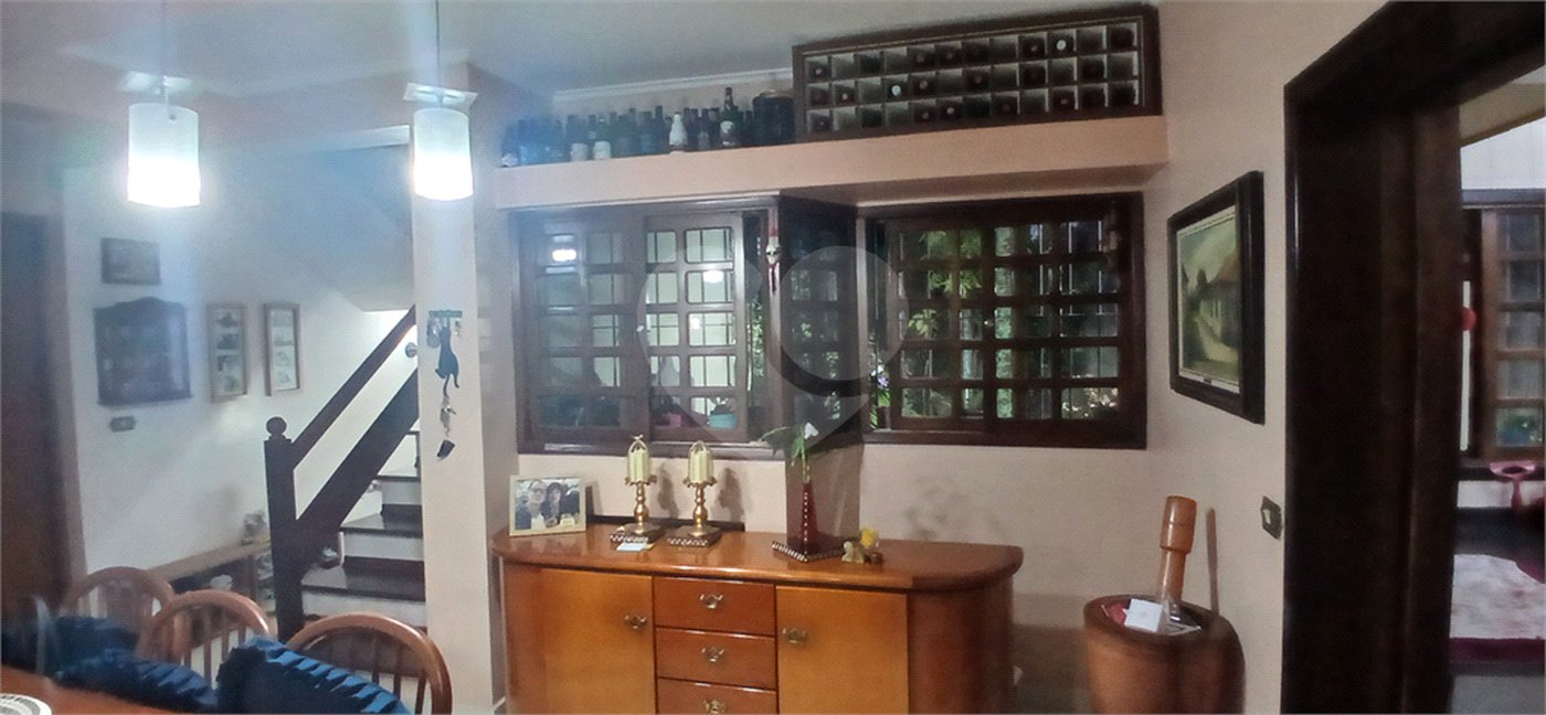 Sobrado à venda com 3 suítes em Nova Petrópolis, São Bernardo do Campo, SP