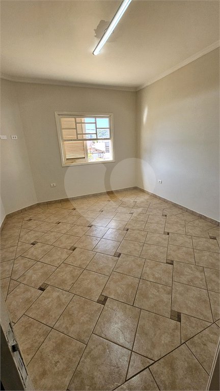 Sobrado à venda com 3 quartos, sendo 2 suítes, em Jardim Rossignatti, Indaiatuba, SP