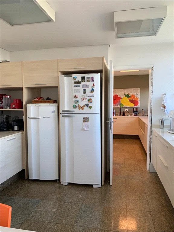 Apartamento à venda com 4 suítes em Vila Suzana, São Paulo, SP