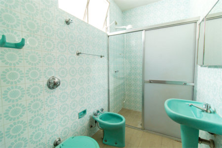 Casa à venda com 3 quartos, sendo 1 suíte, em Chácara Santo Antônio, São Paulo, SP