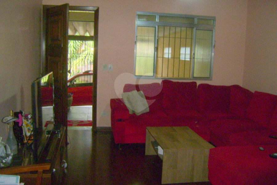 Casa à venda com 3 quartos, sendo 1 suíte, em Morumbi, São Paulo, SP