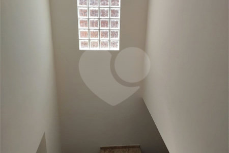 Sobrado à venda com 2 quartos, sendo 1 suíte, em Jardim Luciana, Itaquaquecetuba, SP
