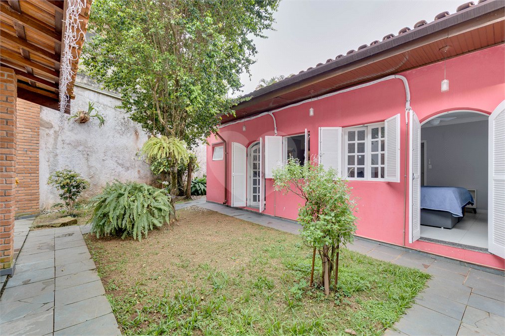 Casa à venda com 4 suítes em Jardim Marajoara, São Paulo, SP