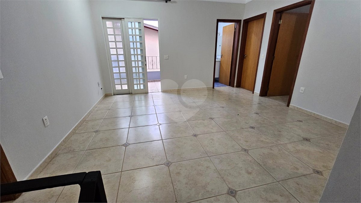 Casa para alugar com 4 quartos, sendo 2 suítes, no condomínio Portal de Itaici, Indaiatuba - SP