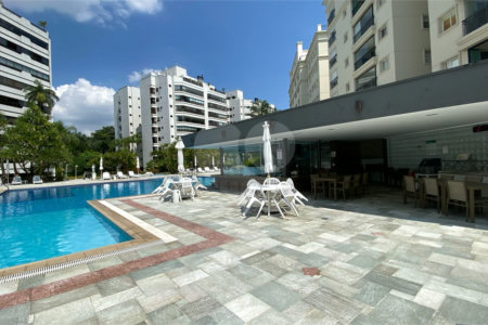Apartamento para alugar com 3 suítes em Chácara Santo Antônio, São Paulo, SP