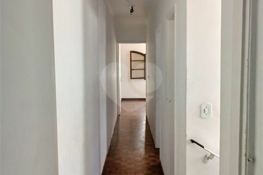 Sobrado à venda com 3 quartos, sendo 1 suíte, em Tremembé, São Paulo, SP