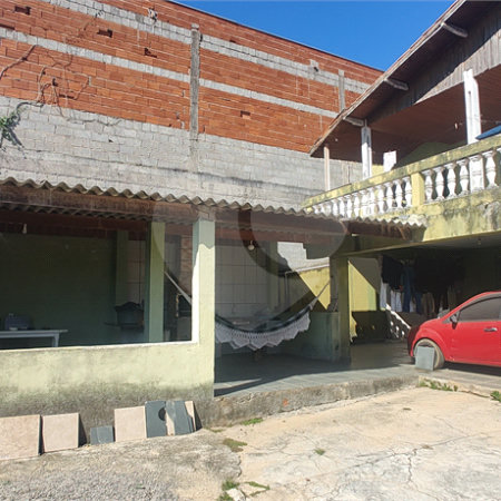 Chácara à venda com 3 quartos, sendo 1 suíte, no Centro, Nazaré Paulista, SP
