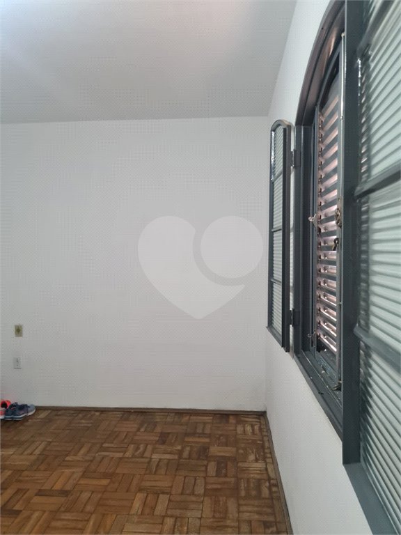 Casa térrea para venda.