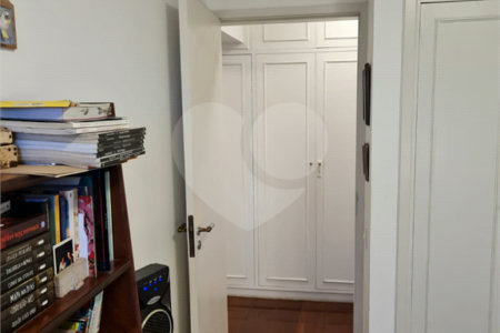 Apartamento à venda com 3 quartos, sendo 1 suíte,  em Jardim Ampliação, São Paulo, SP