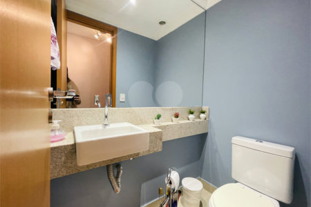 Apartamento à venda com 2 suítes em Vila Scarpelli, Santo André, SP