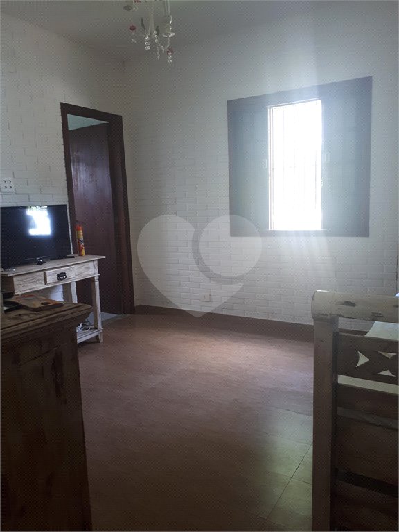 Chácara à venda com 4 quartos, sendo 2 suítes, em Serra da Cantareira, Mairiporã, SP