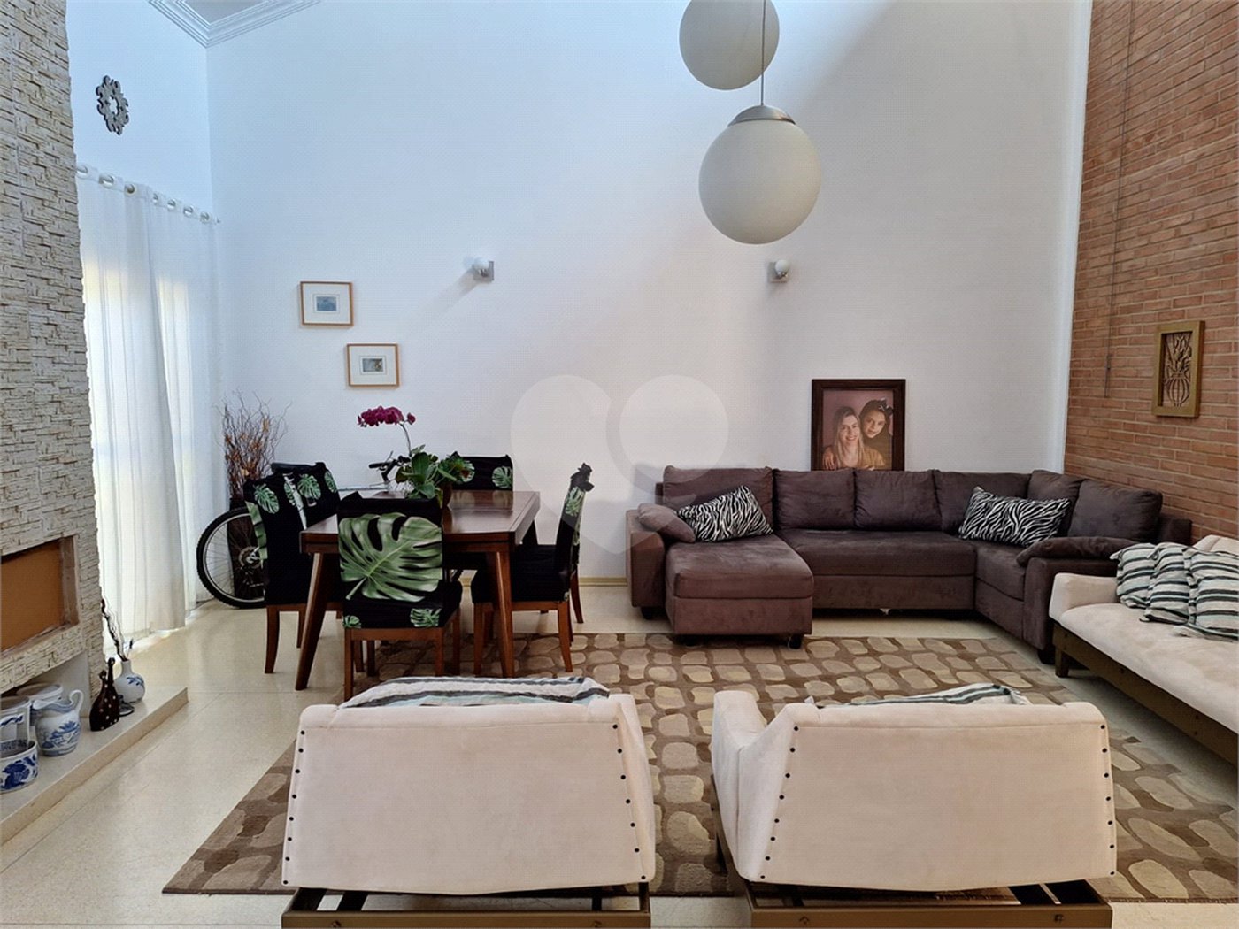 Chácara à venda com 3 quartos, sendo 1 suíte, em Chácara de Recreio Jardim Alvorada, Botucatu, SP
