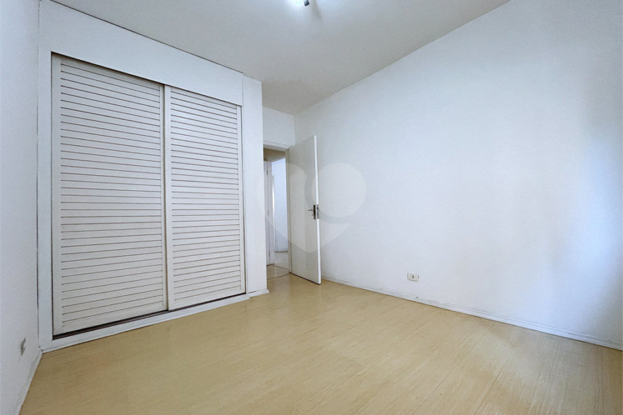 Apartamento à venda com 2 quartos, sendo 1 suíte,  em Consolação, São Paulo, SP