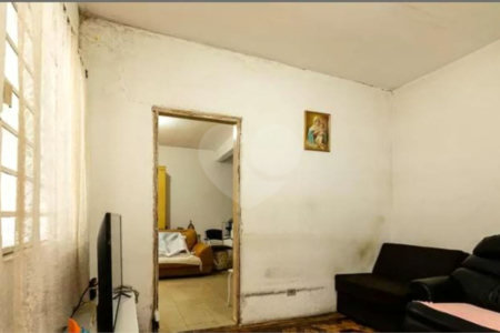 Sobrado à venda com 4 quartos, sendo 1 suíte,  em Vila Dalila, São Paulo, SP