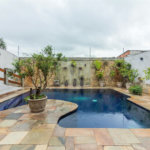 Casa à venda ou para alugar com 5 quartos, sendo 3 suítes, em Imirim, São Paulo, SP