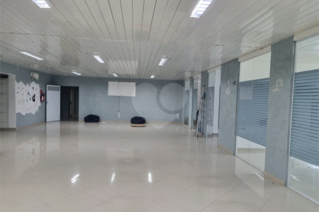 Prédio para alugar em Vila Constança, São Paulo, SP