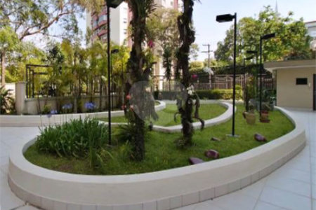 Apartamento à venda com 4 quartos, sendo 2 suítes, em Morumbi, São Paulo, SP