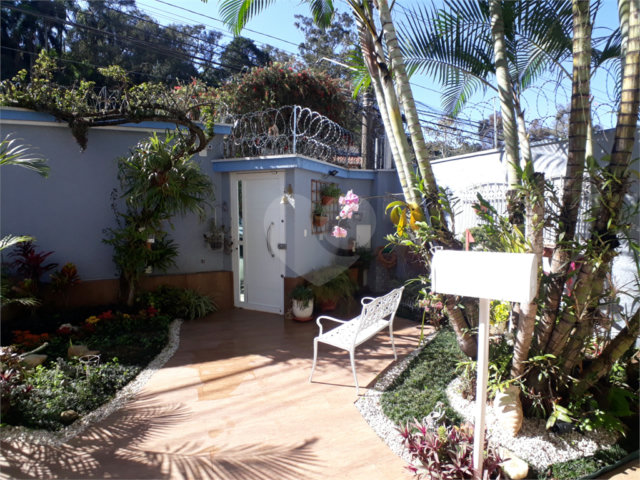 Sobrado à venda com 3 suítes em Horto Florestal, São Paulo, SP